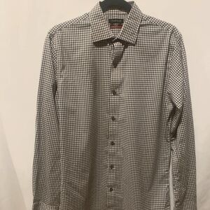 A Mens S/P Slim Fit Flex Button up Dress Shirt (14-14.5)